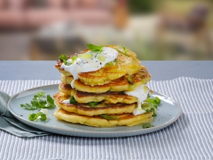 PANCAKES AU YAOURT & HERBES AROMATIQUES