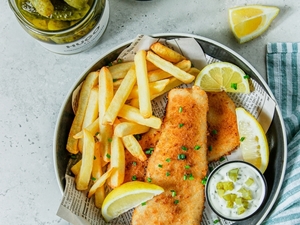 FISH AND CHIPS WITH TARTAR SAUCE